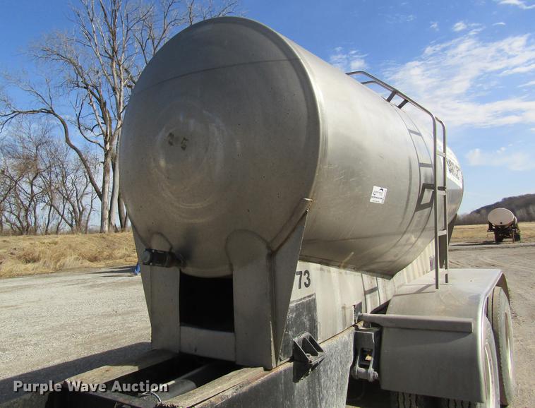 image for item DB5999 1980 shop built nurse tank trailer