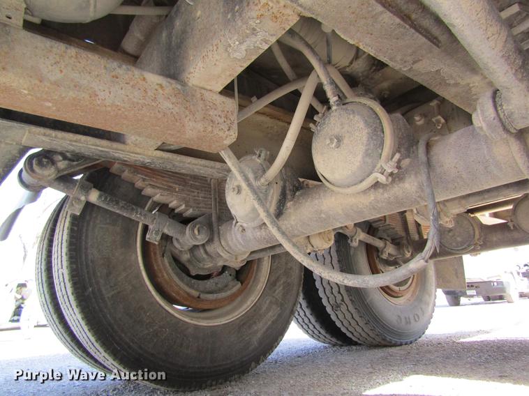 image for item DB5999 1980 shop built nurse tank trailer