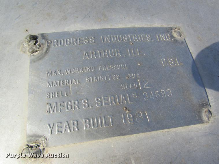 image for item DB5999 1980 shop built nurse tank trailer