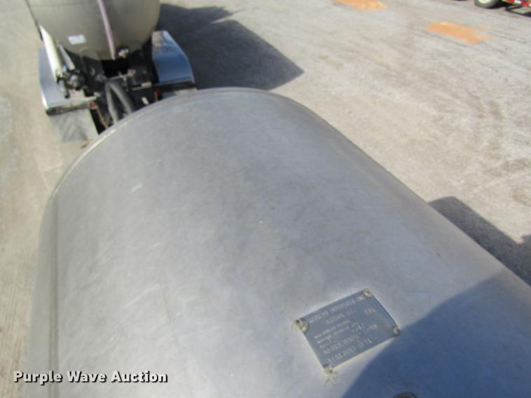 image for item DB5999 1980 shop built nurse tank trailer