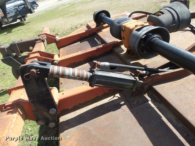 image for item DB7198 1998 Bush Hog 13368 rotary mower