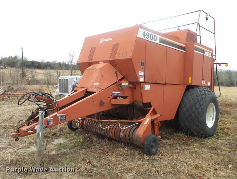 image for item DB7263 1998 Hesston 4900 large square baler