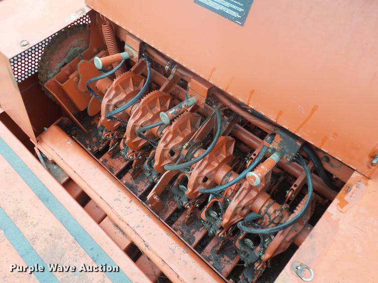 image for item DB7263 1998 Hesston 4900 large square baler