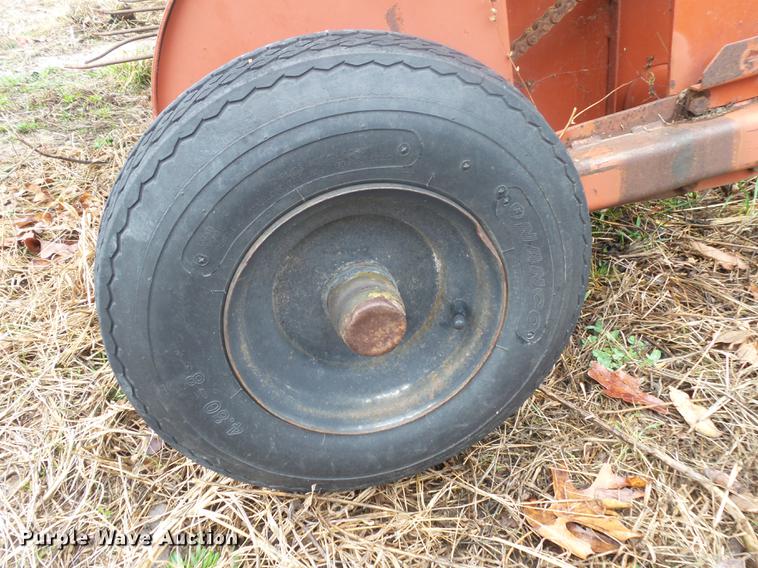 image for item DB7263 1998 Hesston 4900 large square baler