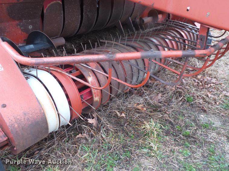 image for item DB7263 1998 Hesston 4900 large square baler