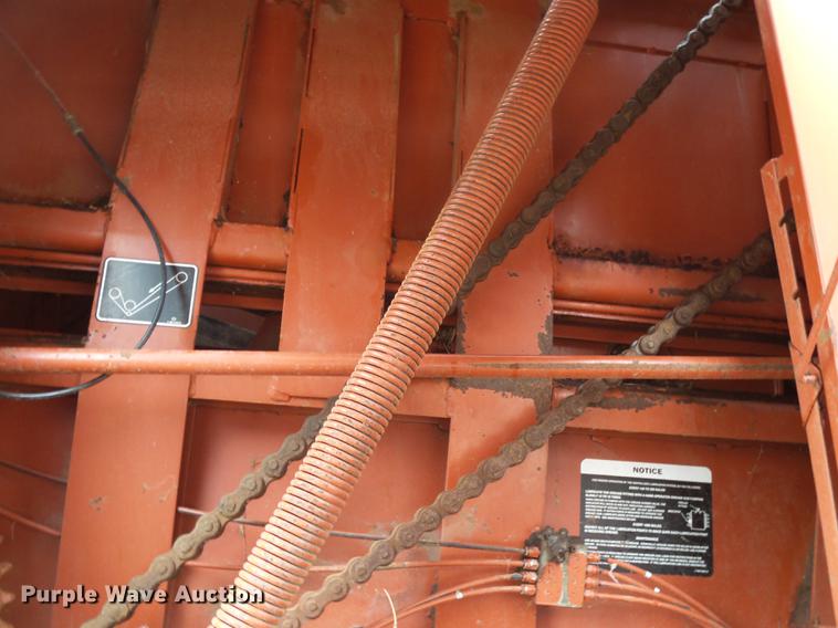 image for item DB7263 1998 Hesston 4900 large square baler