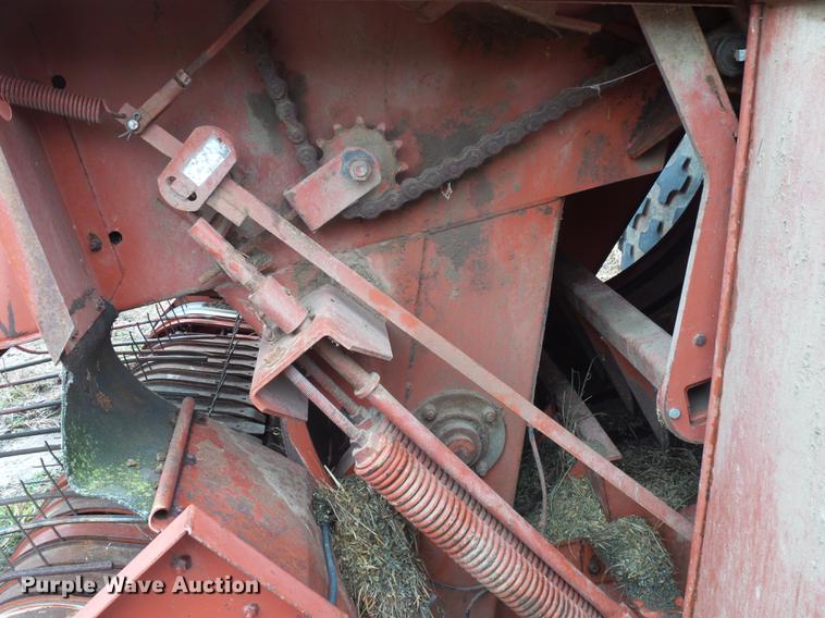 image for item DB7263 1998 Hesston 4900 large square baler