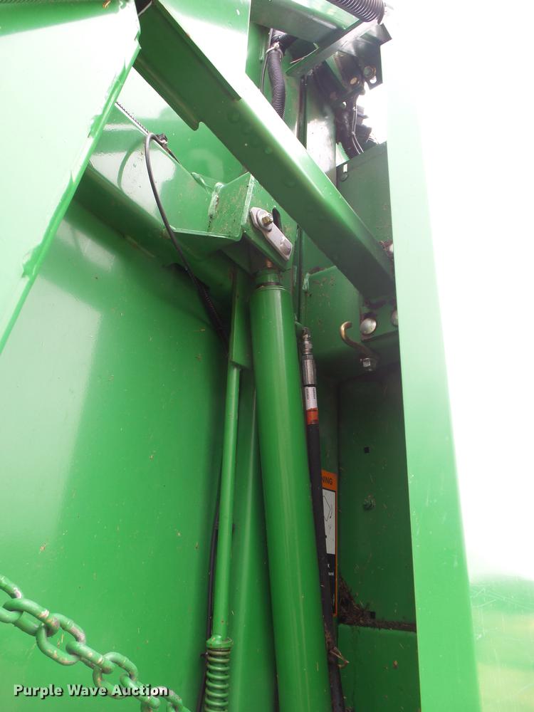 image for item DB7264 2012 John Deere 468 Mega Wide Plus round baler
