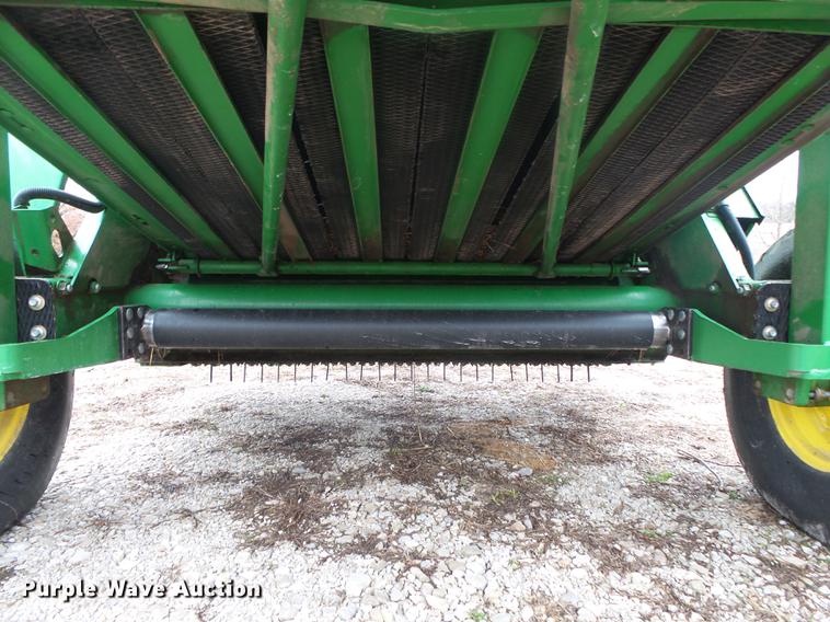 image for item DB7264 2012 John Deere 468 Mega Wide Plus round baler