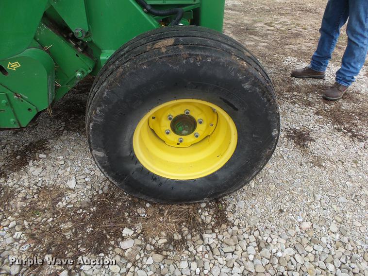 image for item DB7264 2012 John Deere 468 Mega Wide Plus round baler