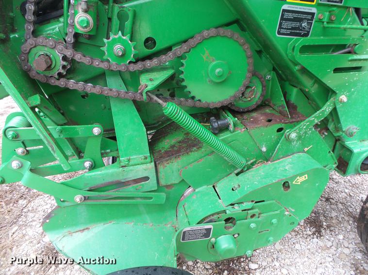 image for item DB7264 2012 John Deere 468 Mega Wide Plus round baler