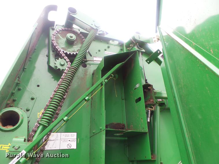 image for item DB7264 2012 John Deere 468 Mega Wide Plus round baler