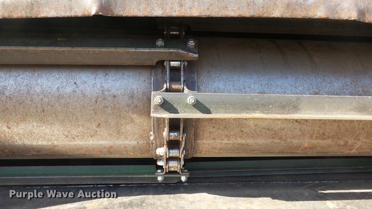 image for item DC0665 2001 John Deere 9750 STS combine