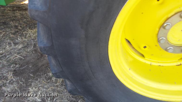 image for item DC0665 2001 John Deere 9750 STS combine