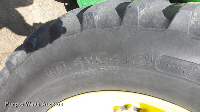 image for item DC0665 2001 John Deere 9750 STS combine