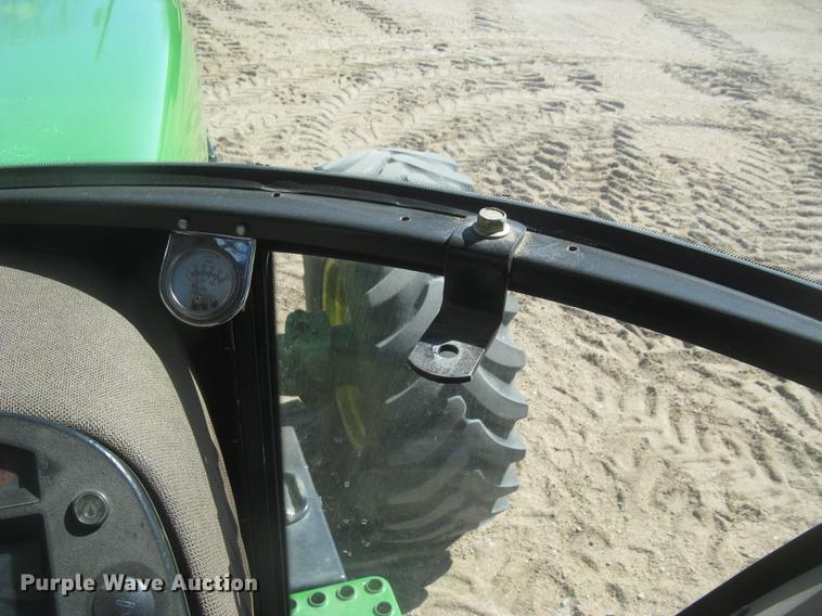 image for item DC2338 1990 John Deere 4955 MFWD tractor