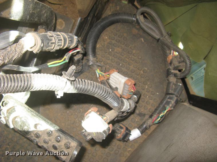 image for item DC2338 1990 John Deere 4955 MFWD tractor