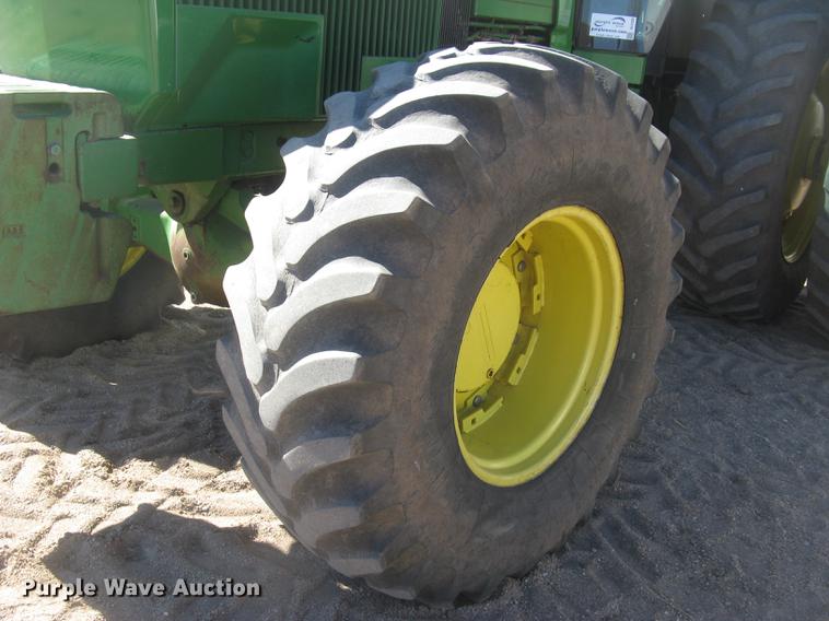 image for item DC2338 1990 John Deere 4955 MFWD tractor