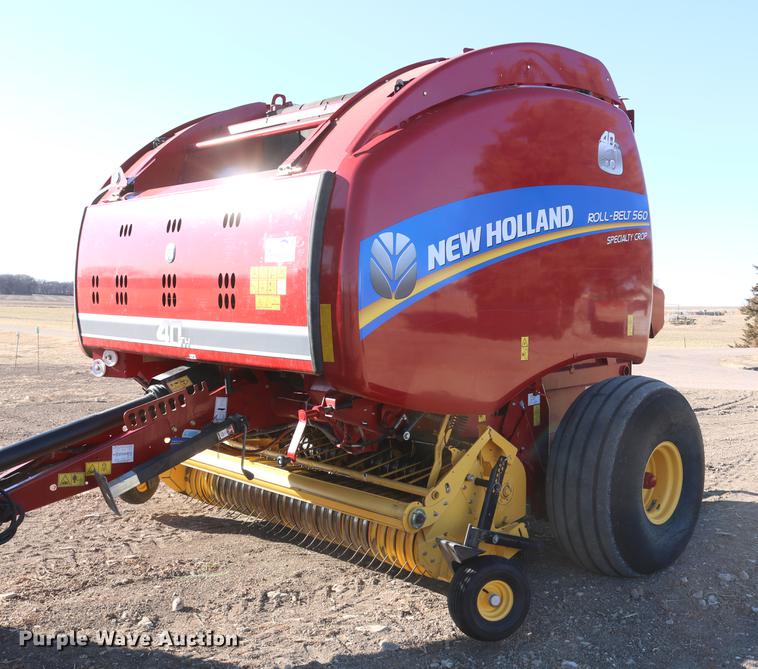 image for item DC3505 2015 New Holland Rollbelt 560 specialty crop round baler