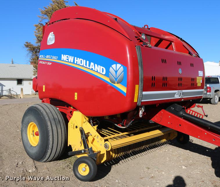 image for item DC3505 2015 New Holland Rollbelt 560 specialty crop round baler