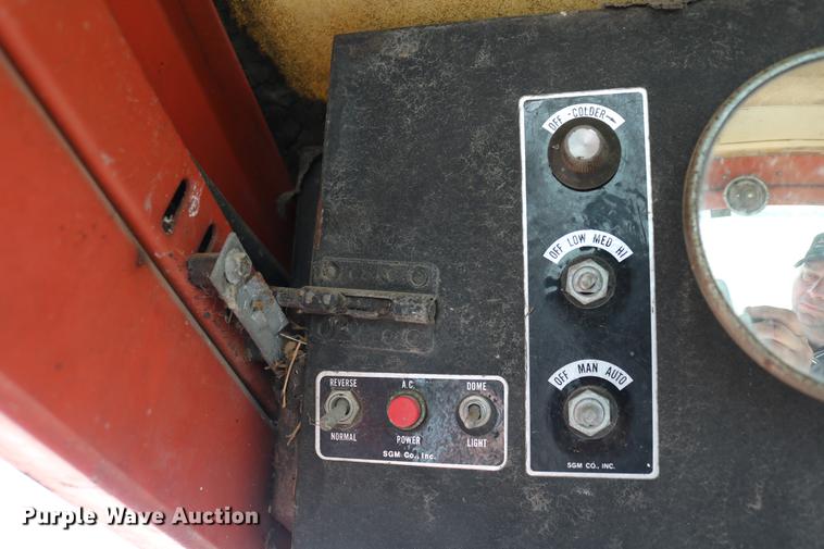 image for item DC3520 Allis Chalmers One-Ninety tractor