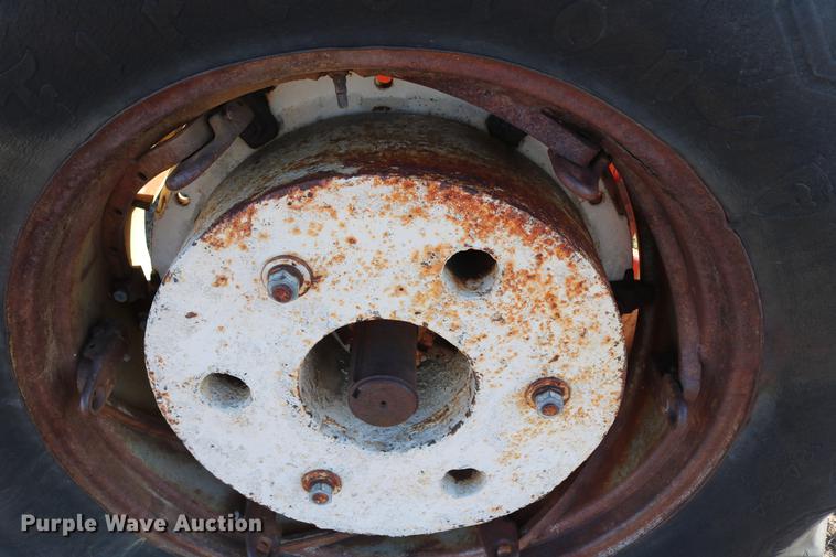 image for item DC3520 Allis Chalmers One-Ninety tractor