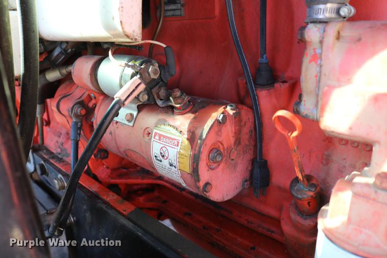 image for item DC3521 1975 Case 1370 tractor