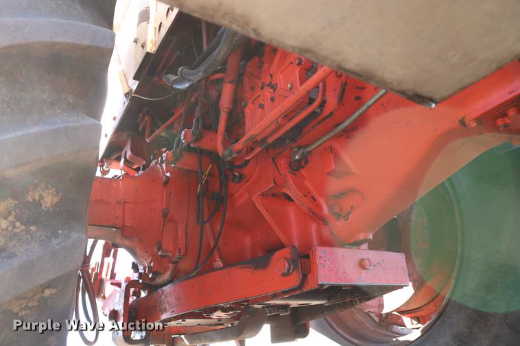 image for item DC3521 1975 Case 1370 tractor