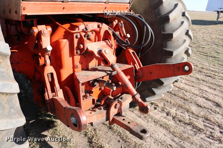 image for item DC3521 1975 Case 1370 tractor