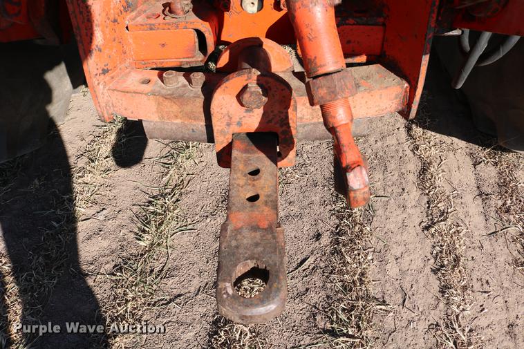 image for item DC3521 1975 Case 1370 tractor