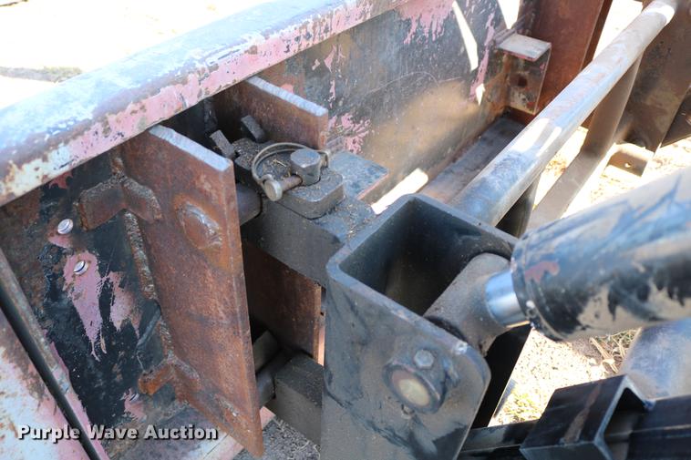 image for item DC3521 1975 Case 1370 tractor