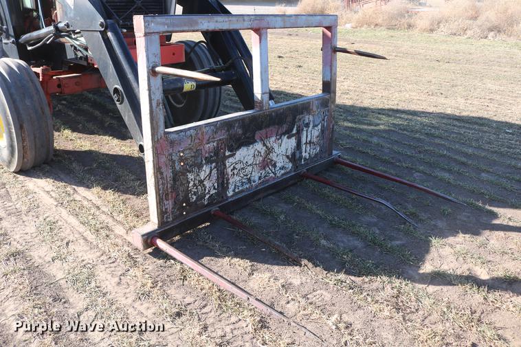 image for item DC3521 1975 Case 1370 tractor