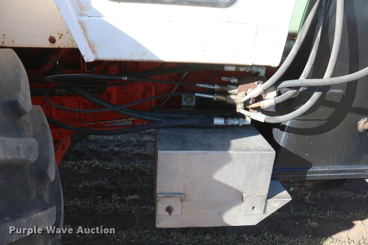 image for item DC3521 1975 Case 1370 tractor