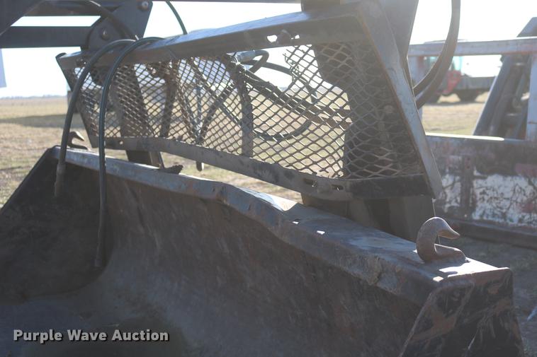 image for item DC3521 1975 Case 1370 tractor