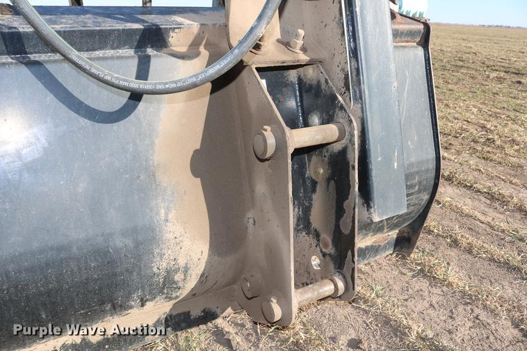 image for item DC3521 1975 Case 1370 tractor