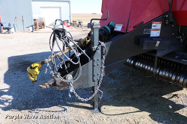 image for item DC3523 2004 Case IH LBX432 large square baler
