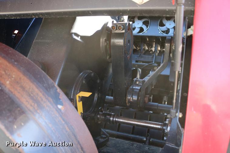image for item DC3523 2004 Case IH LBX432 large square baler