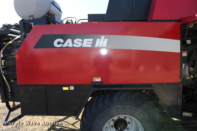 image for item DC3523 2004 Case IH LBX432 large square baler