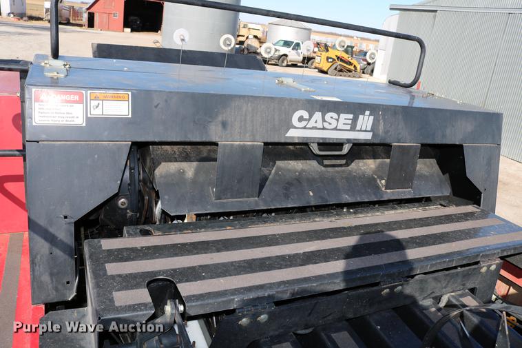 image for item DC3523 2004 Case IH LBX432 large square baler