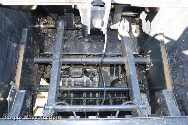 image for item DC3523 2004 Case IH LBX432 large square baler