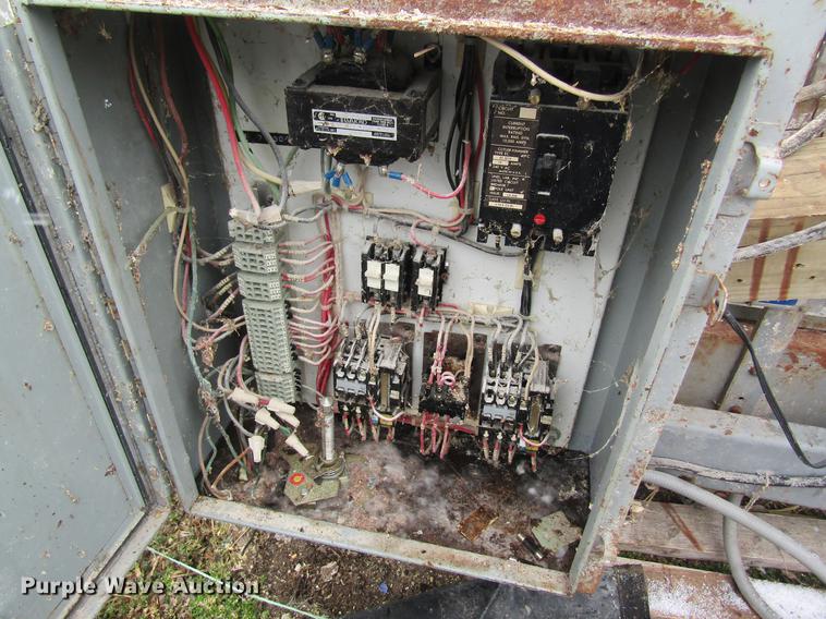 image for item DC4431 Fischbein 800 bag sewing machine