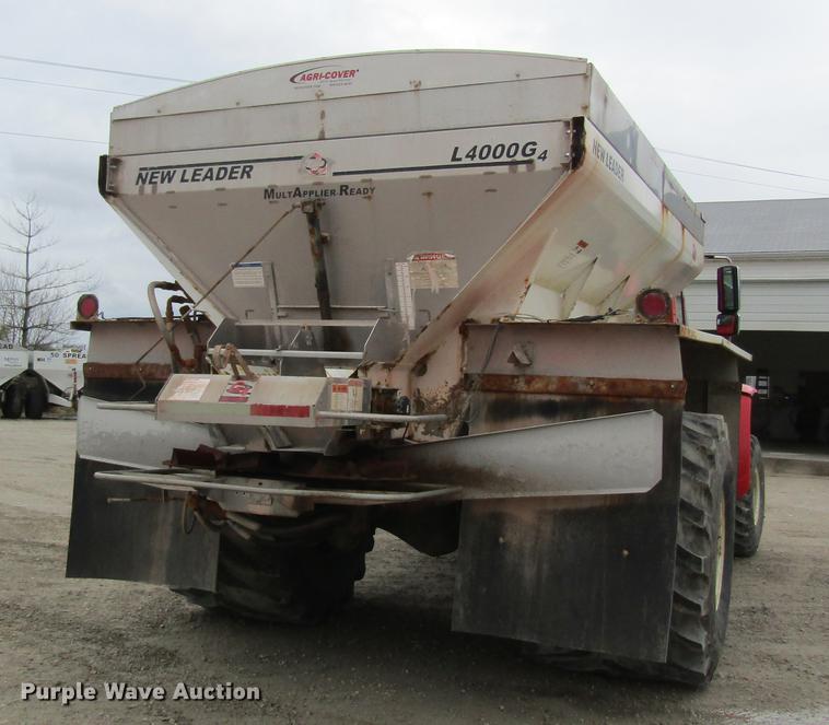 image for item DC4432 2007 International 7400 applicator truck