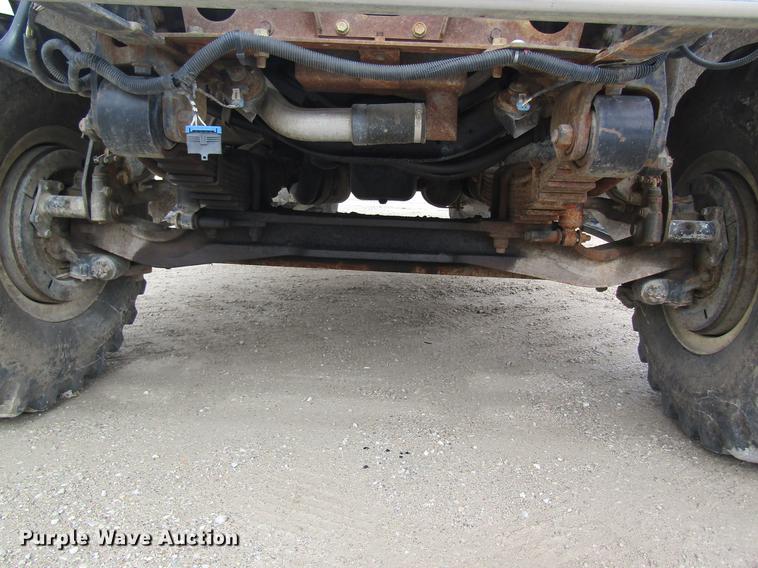 image for item DC4432 2007 International 7400 applicator truck