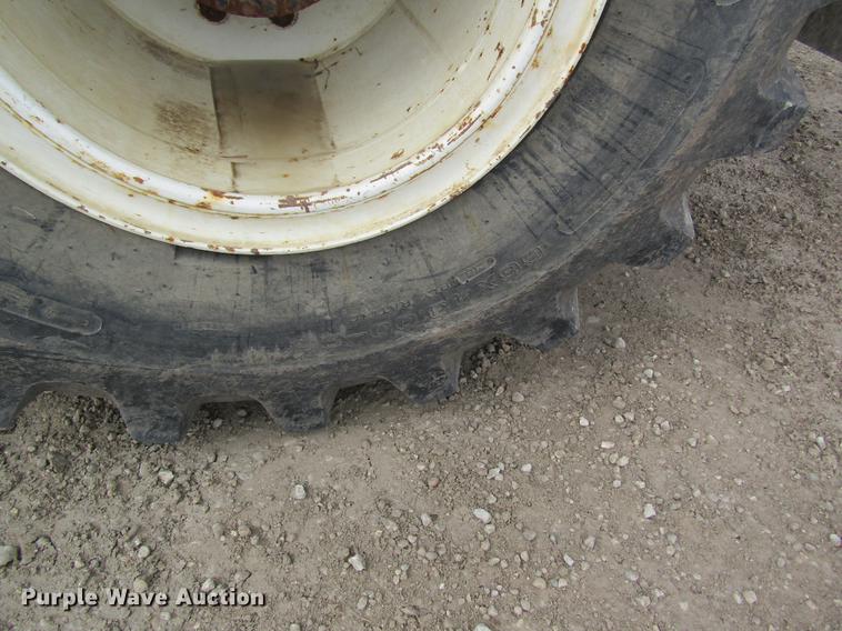 image for item DC4432 2007 International 7400 applicator truck