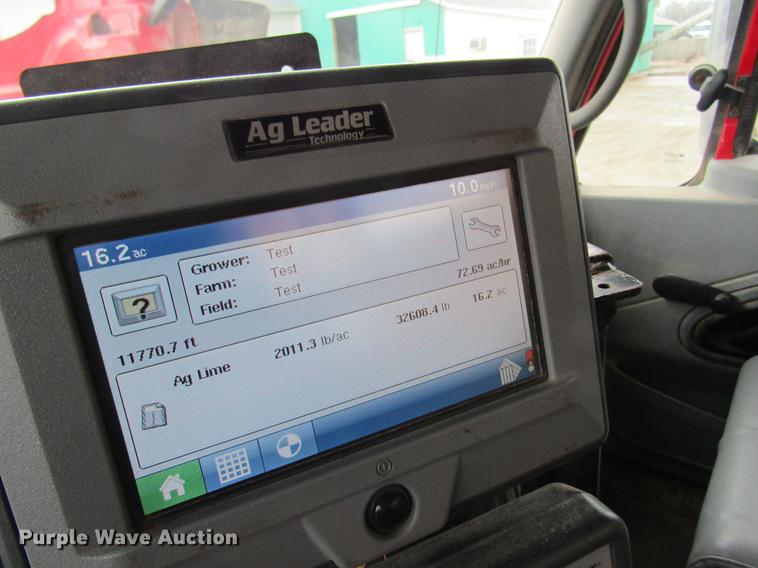 image for item DC4432 2007 International 7400 applicator truck