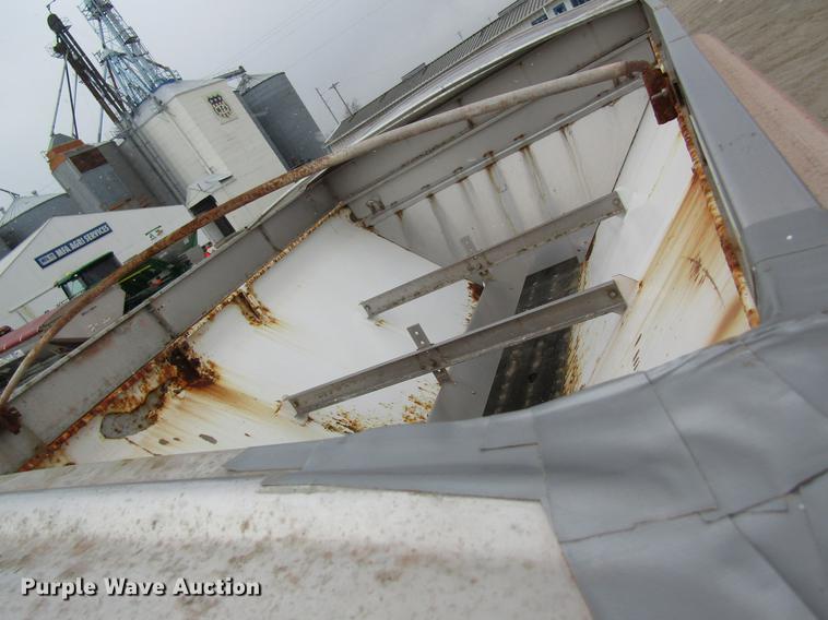 image for item DC4432 2007 International 7400 applicator truck