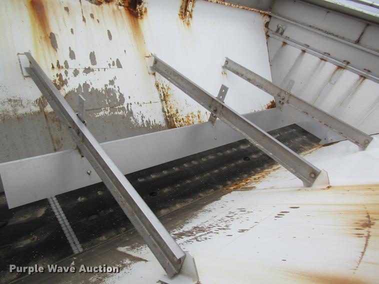 image for item DC4432 2007 International 7400 applicator truck