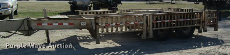 image for item DC4461 1999 Behnke sprayer trailer