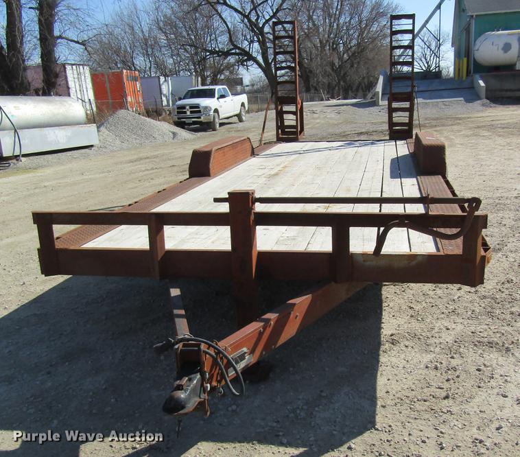 image for item DC4463 1998 Mitsubishi Motor utility trailer