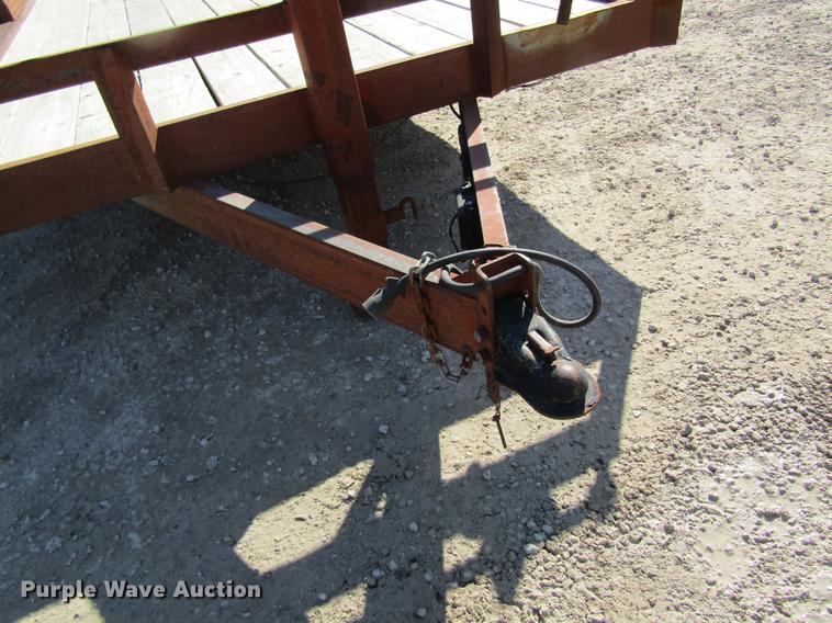 image for item DC4463 1998 Mitsubishi Motor utility trailer